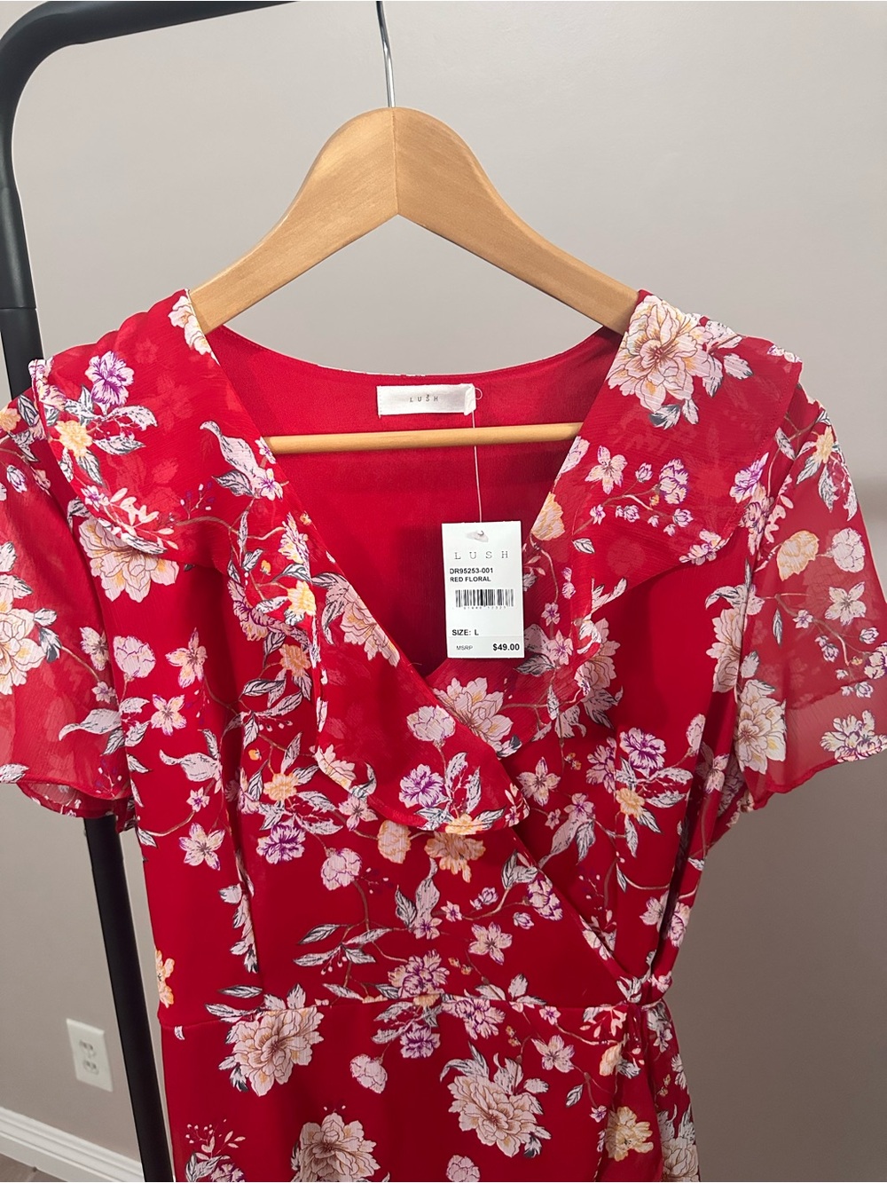 NWT Lush Colie Red Floral Wrap Mini Dress - Size L - Picture 3 of 9